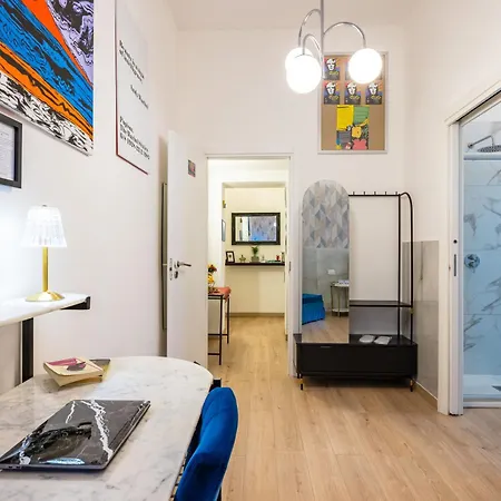 Pop Art House Apartment *